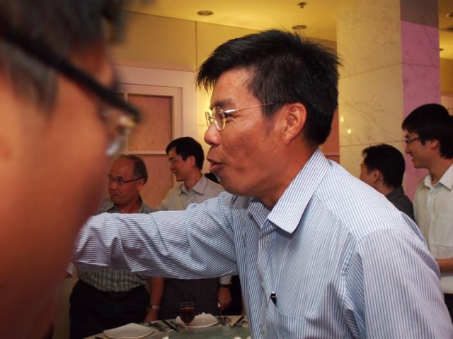 P9273565 (Large)